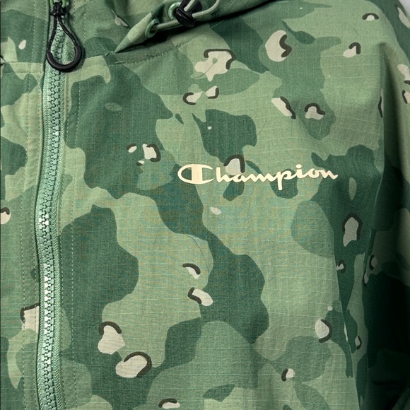Champion Packable Anorak Camouflage Jacket Size Large - Picture 3 of 13